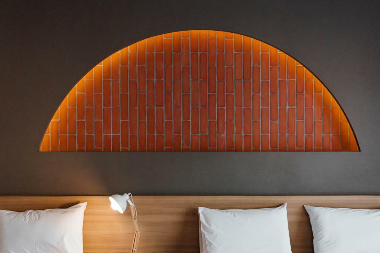 Clay Hotel Udonthani Екстер'єр фото