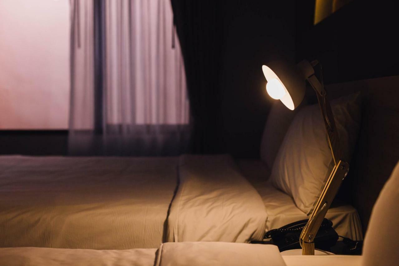 Clay Hotel Udonthani Екстер'єр фото