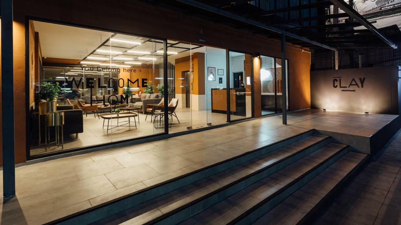 Clay Hotel Udonthani Екстер'єр фото